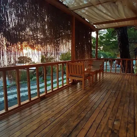 Campsite Rocas Roja Beach *