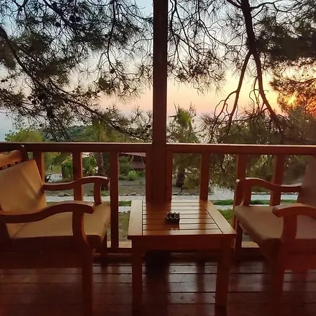 Rocas Roja Beach * Faralya