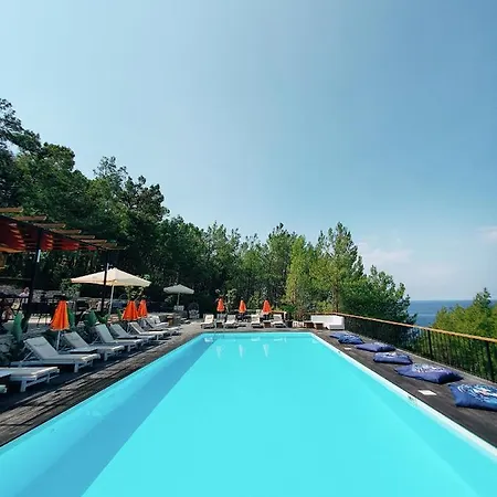 Parque de Campismo Rocas Roja Beach