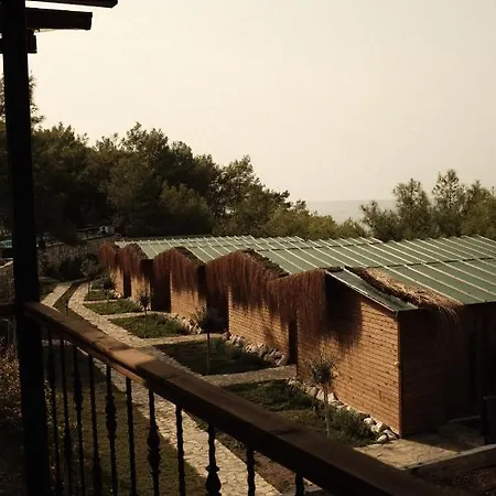Parque de Campismo Rocas Roja Beach